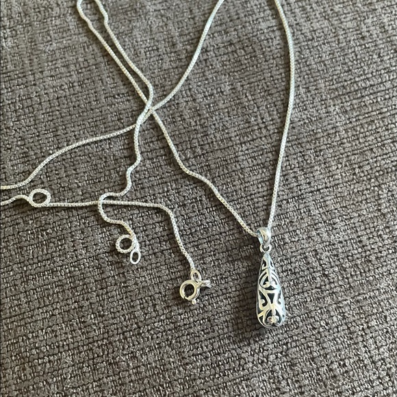 Sterling Silver Filigree Drop Pendant-Unique - Picture 5 of 7